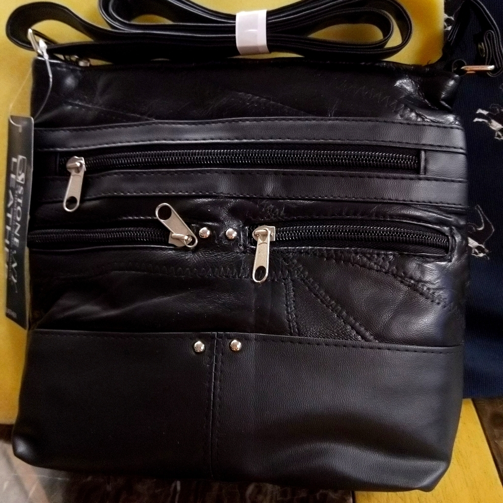🆕Stone Mountain Black leather crossbody bag🆕with tags  lightweight crossover - Picture 7 of 12
